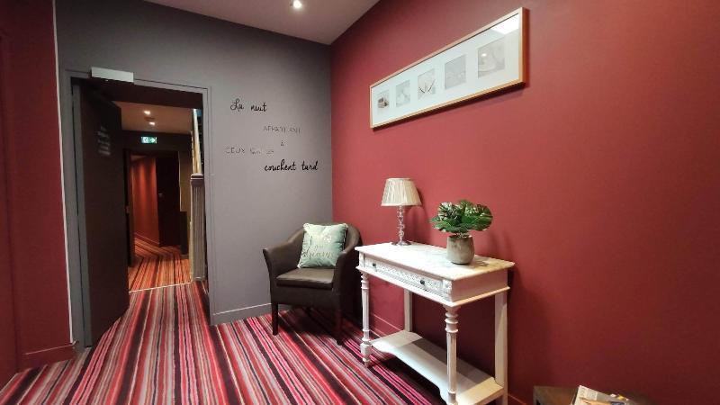 Celtic Hotel Auray Exterior photo